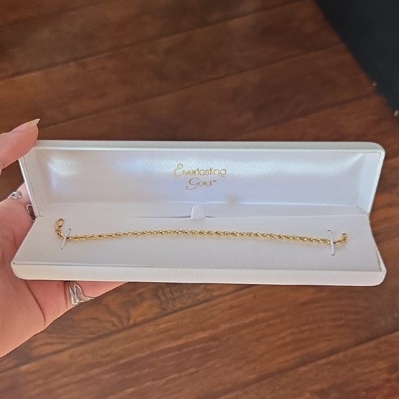 Kohl's Elegant 14 Karat Gold 7.5